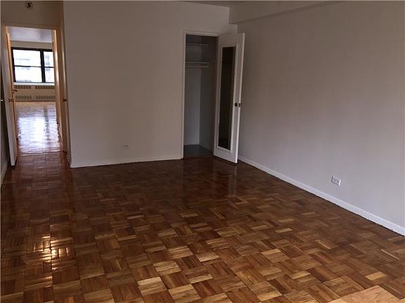 4th image of 399 E 72nd St APT 10B