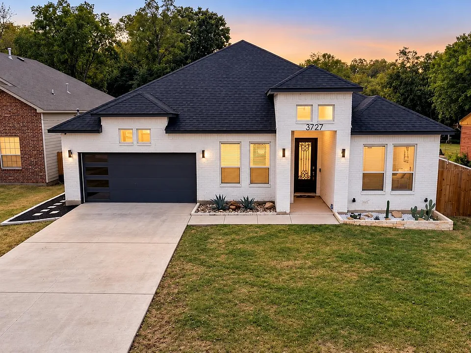 3727 Humphrey Dr