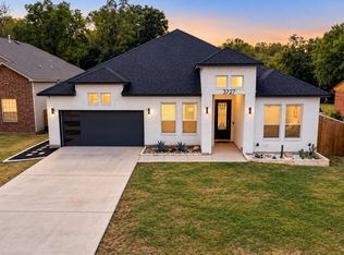 3727 Humphrey Dr, Dallas, TX 75216