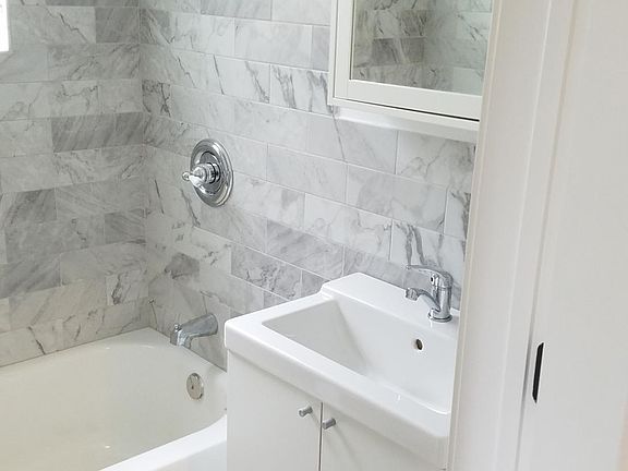 3rd image of 1937 N Saint Louis Ave #2
