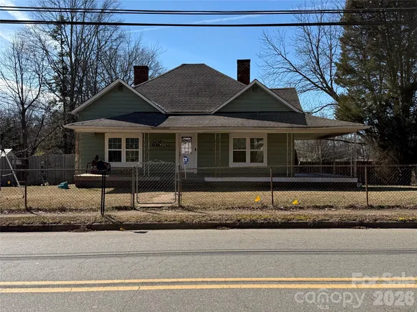 1818 N Rankin Ave, Newton, NC 28658