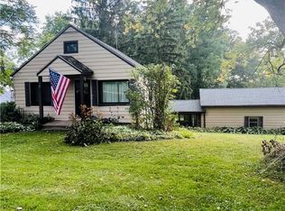 14670 Hillview Rd, Newbury, OH 44065