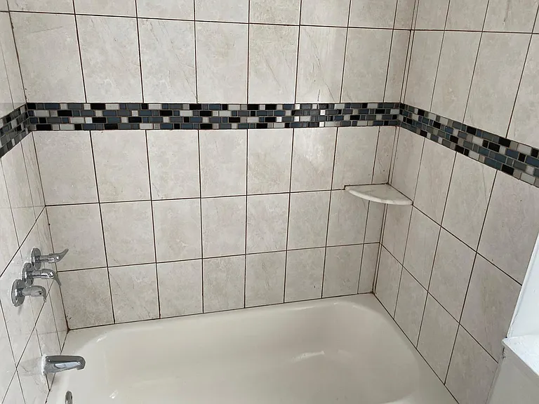 329 N Robinson St #19139 — Photo 3
