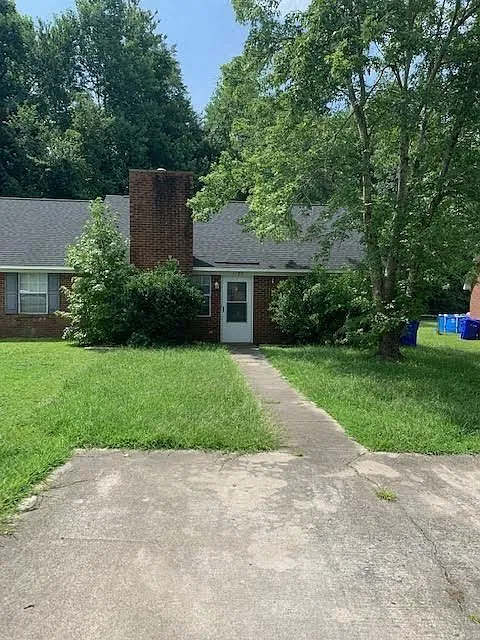4120 Bridge Ct #B