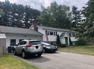 33 Woodside Dr, Cumberland, ME 04021