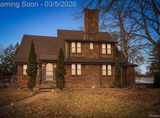 9045 Riverdale, Redford, MI 48239