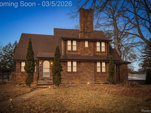 9045 Riverdale, Redford, MI 48239