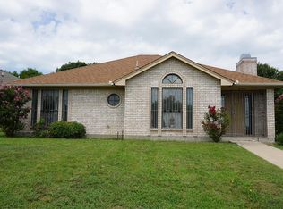 3100 Francis Dr, Fort Worth, TX 76116