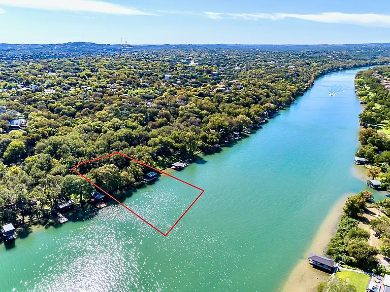 2910 Edgewater Dr — Photo 39