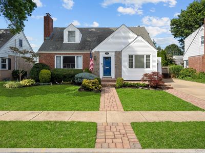 39 Gateway, Rockville Centre, NY, 11570