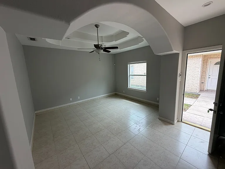 2013 Agua Fina Ave — Photo 1