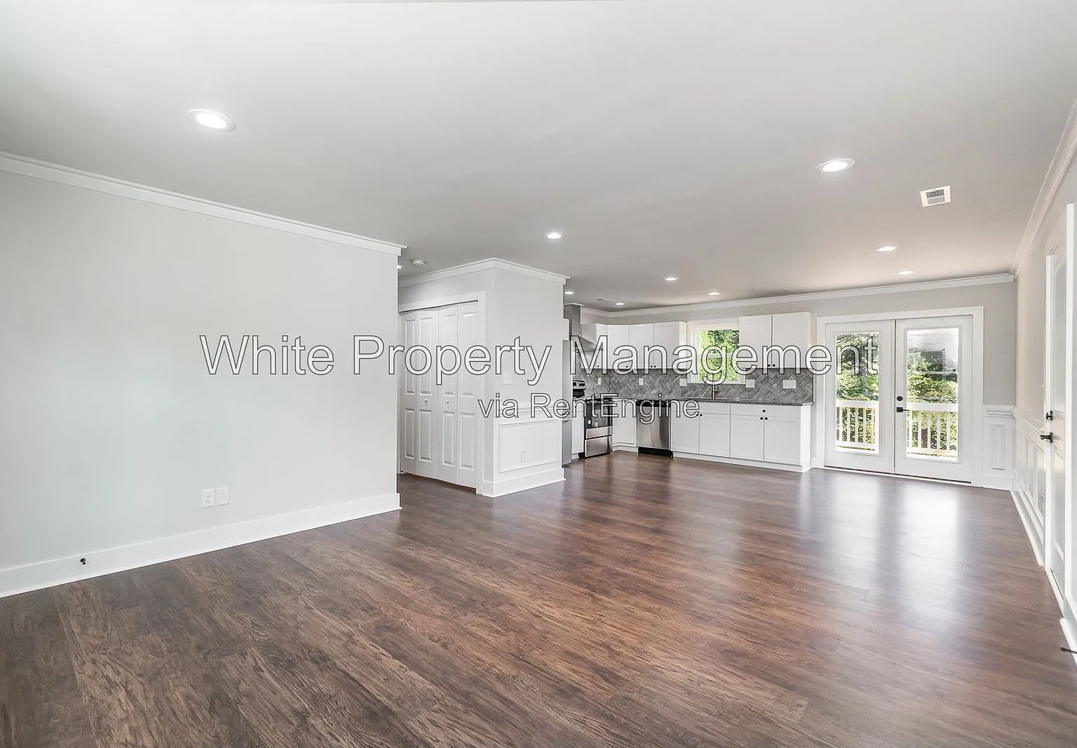 3 bed, 2.0 bath, 1132 sqft, $1,795 — Photo 2