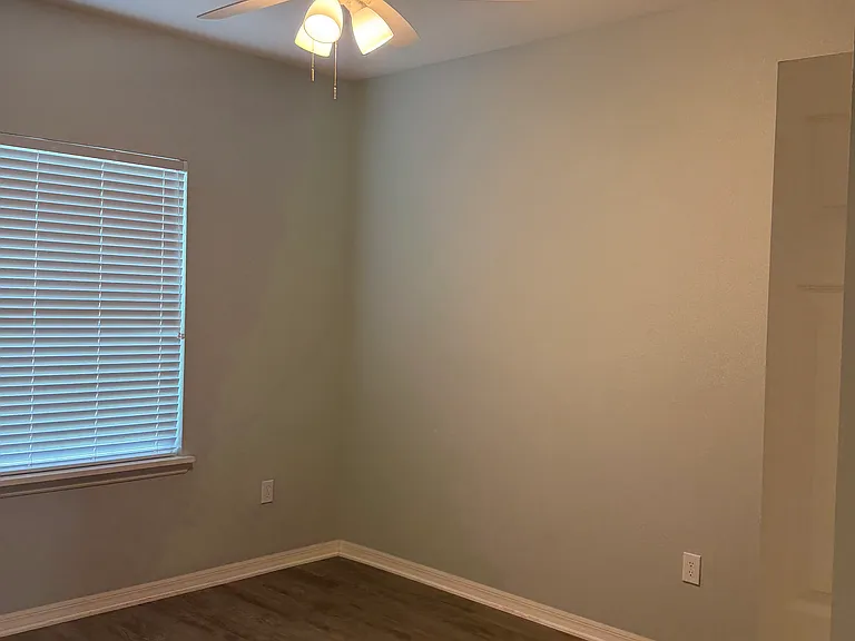 4340 Reding Way — Photo 13