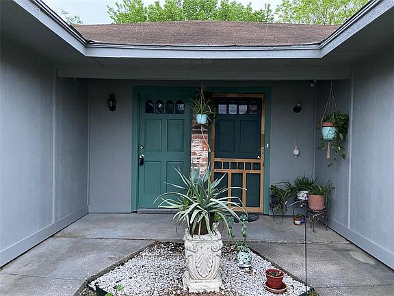 4th image of 1010 Vera Ct