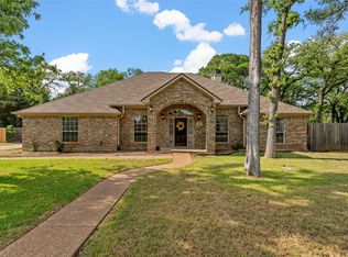 108 Hidden Oaks Dr, Waco, TX 76705