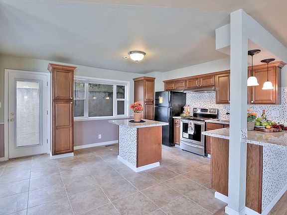 5th image of 2104 Shortridge Ave #B