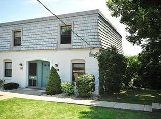 716 Carriage Cir, Pittsburgh, PA 15205