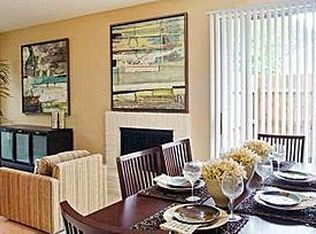 1 Briar Trl, Houston, TX 77056