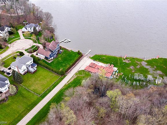 2nd image of 900 Rock Creek Dr