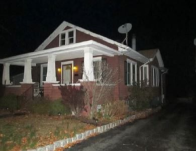 2nd image of 176 Dupont Ave