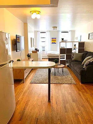 Rented by Oxford Property Group | media 24