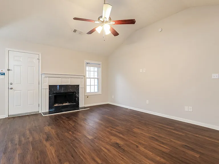 195 Northwind Dr — Photo 5