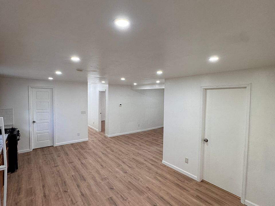 1st image of 2 Schuyler St #1F