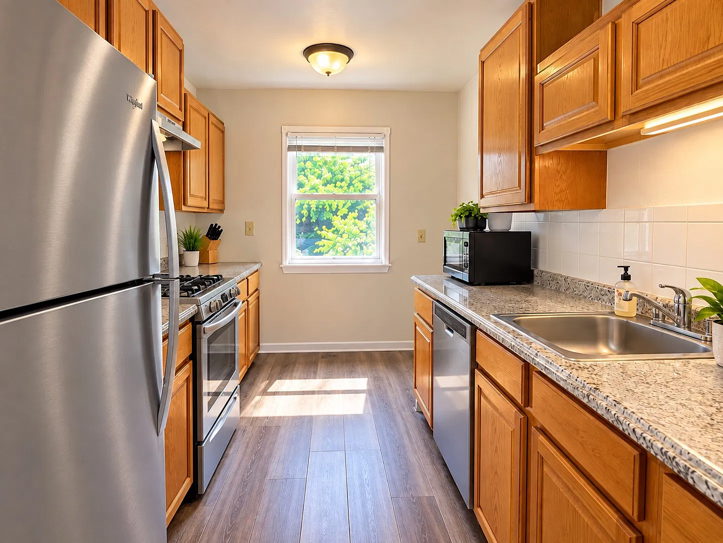 2 bed, 800 sqft, $1,495 — Photo 2