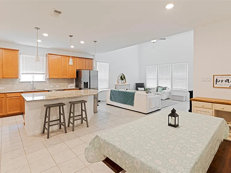 237 Sand Lily Ln — Photo 6
