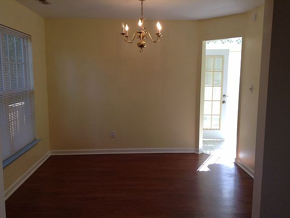 5th image of 4105 Kettering Pl