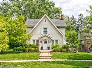 2230 Maplewood Ave, Royal Oak, MI 48073