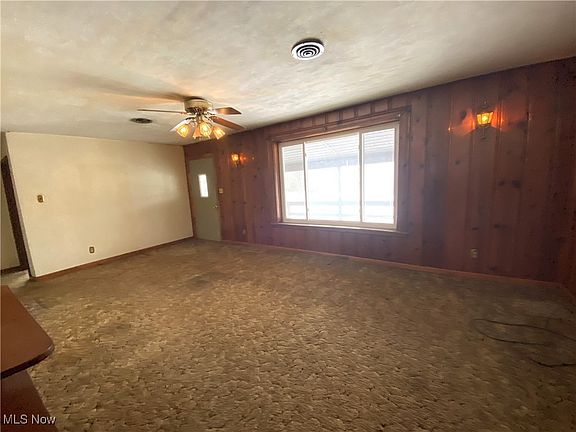 5th image of 913 Moyer Ave