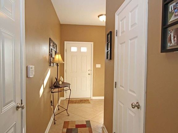 4th image of 112 Alanna Ct