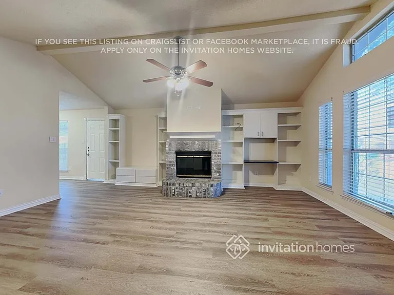 2075 Paint Pony Ln — Photo 4