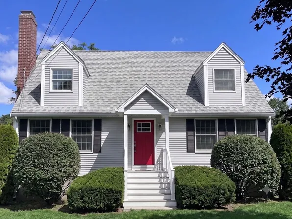19 Abbott St, Merrimac, MA 01860