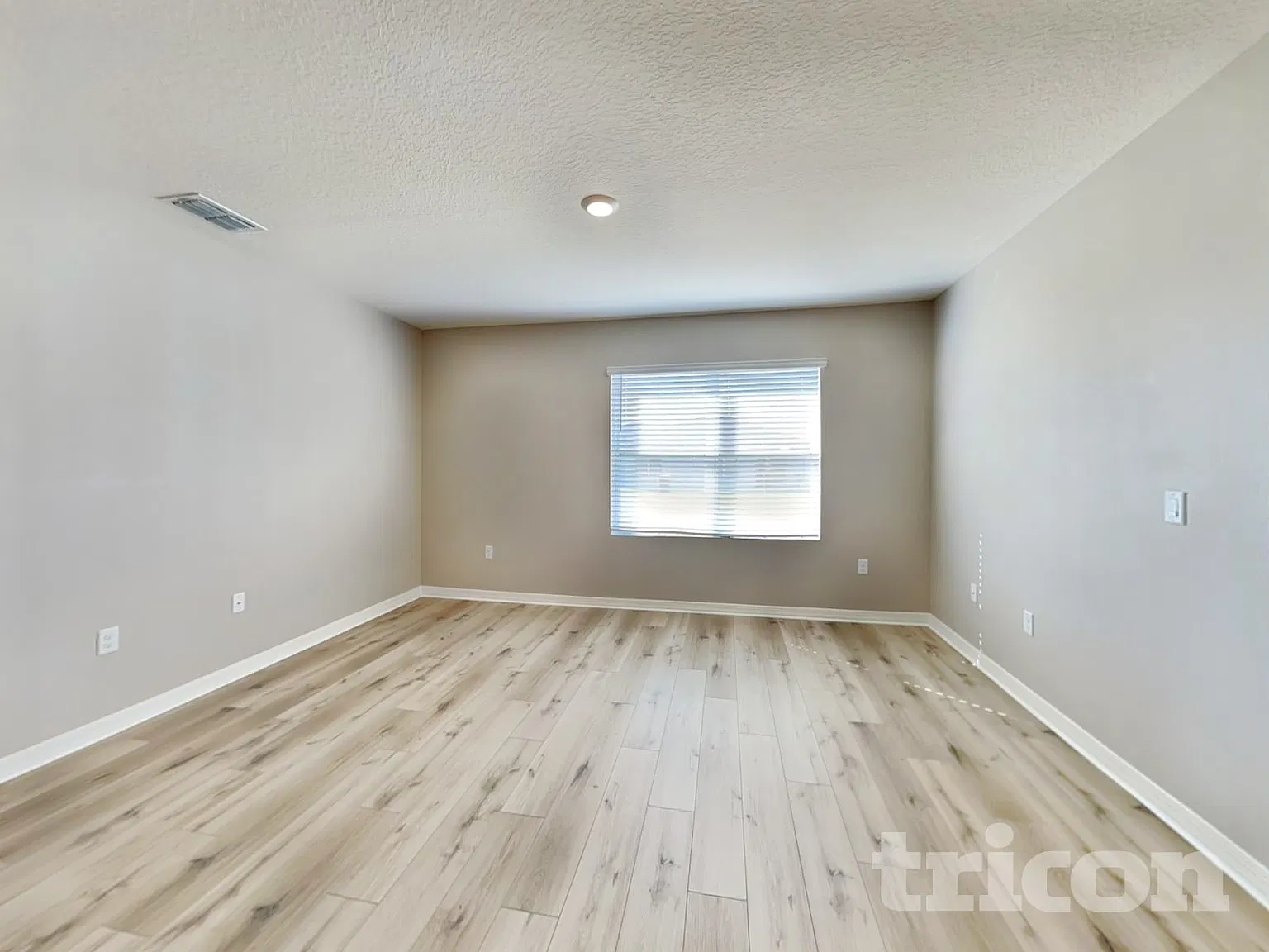 949 Summer Glen Drive Winter Haven FL — Photo 3