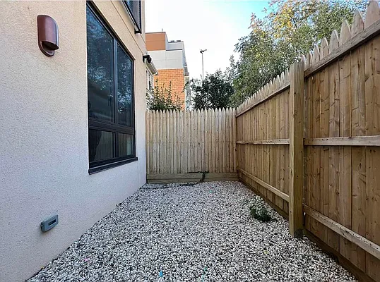 Rented by Doorway NYC, LLC | media 25