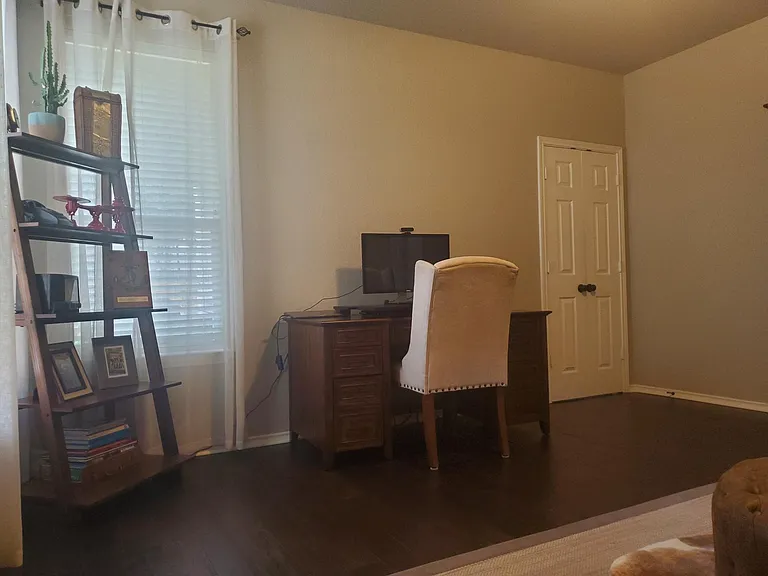 Furnished Office