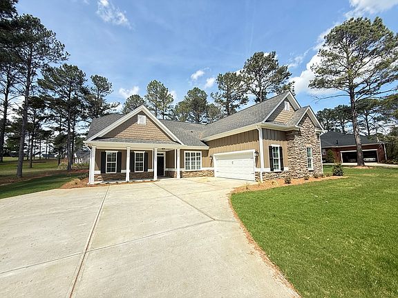 2nd image of 505 Oakmonte Cir