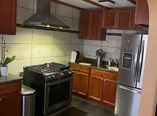 4827 54th Rd, Maspeth, NY 11378