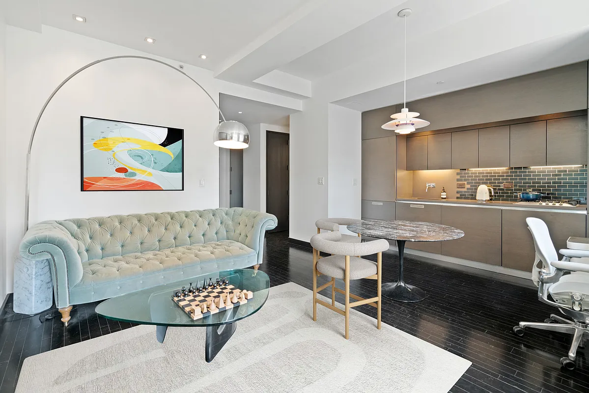 20 Pine St Unit 1915  