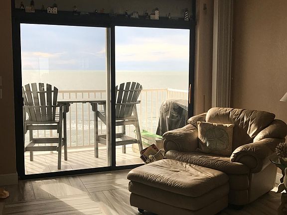4th image of 18650 Gulf Blvd APT 714
