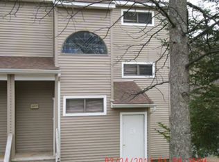 3277 Windemere Dr, Bushkill, PA 18324