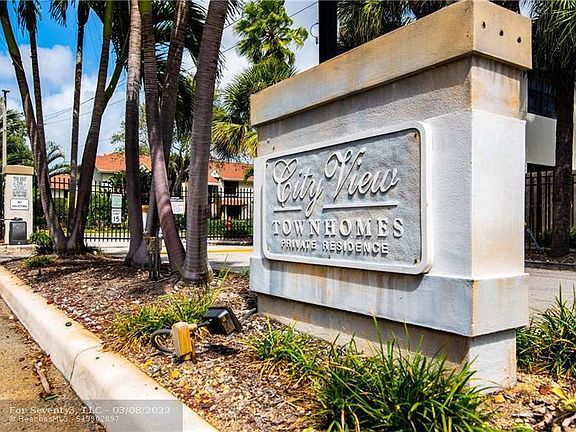 4th image of 345 City View Dr #345