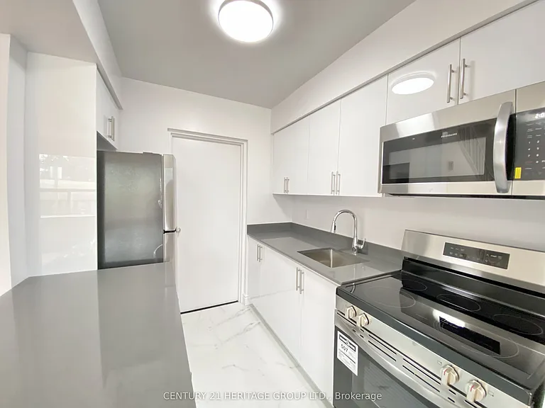 7555 Goreway Dr #153 — Photo 5