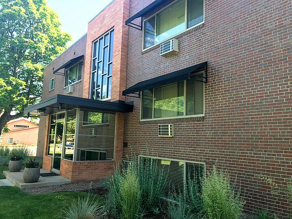 2nd image of 2054 S Milwaukee St APT 15