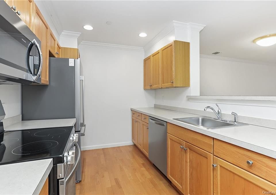 WOODCREST VILLAGE 300 Woodcrest Ln Mount Kisco NY Zillow