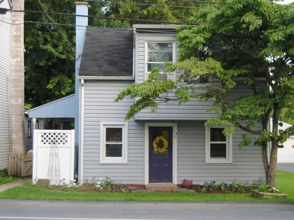 35 Penn St, Washington Boro, PA 17582