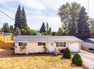 2303 SW 328th St, Federal Way, WA 98023