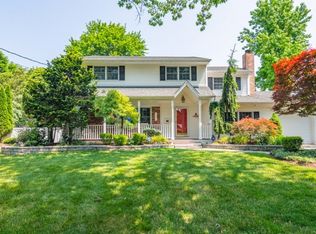 46 Duke Dr, Paramus, NJ 07652